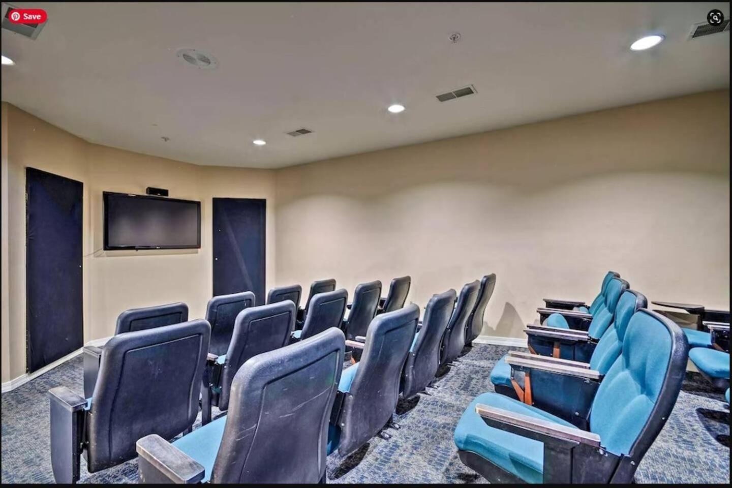 Retreat @ The Hills W/ Pets And Game Room Branson Bagian luar foto