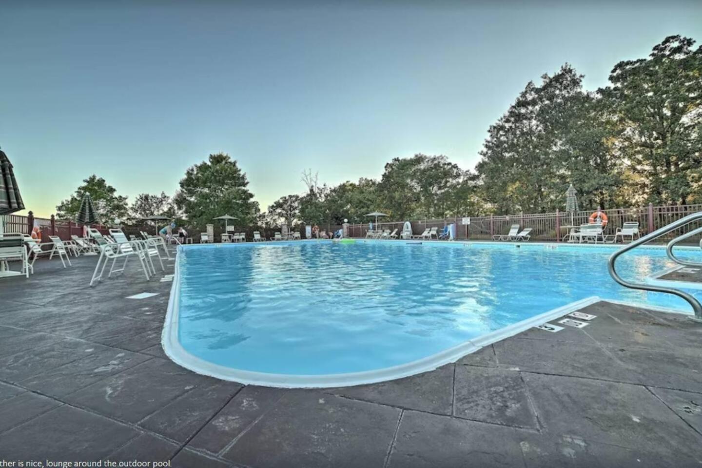 Retreat @ The Hills W/ Pets And Game Room Branson Bagian luar foto
