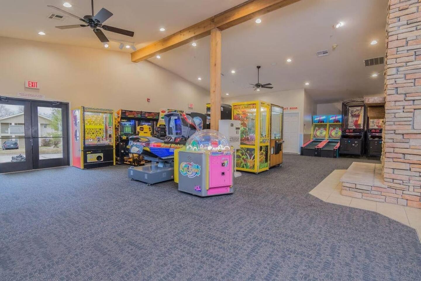 Retreat @ The Hills W/ Pets And Game Room Branson Bagian luar foto